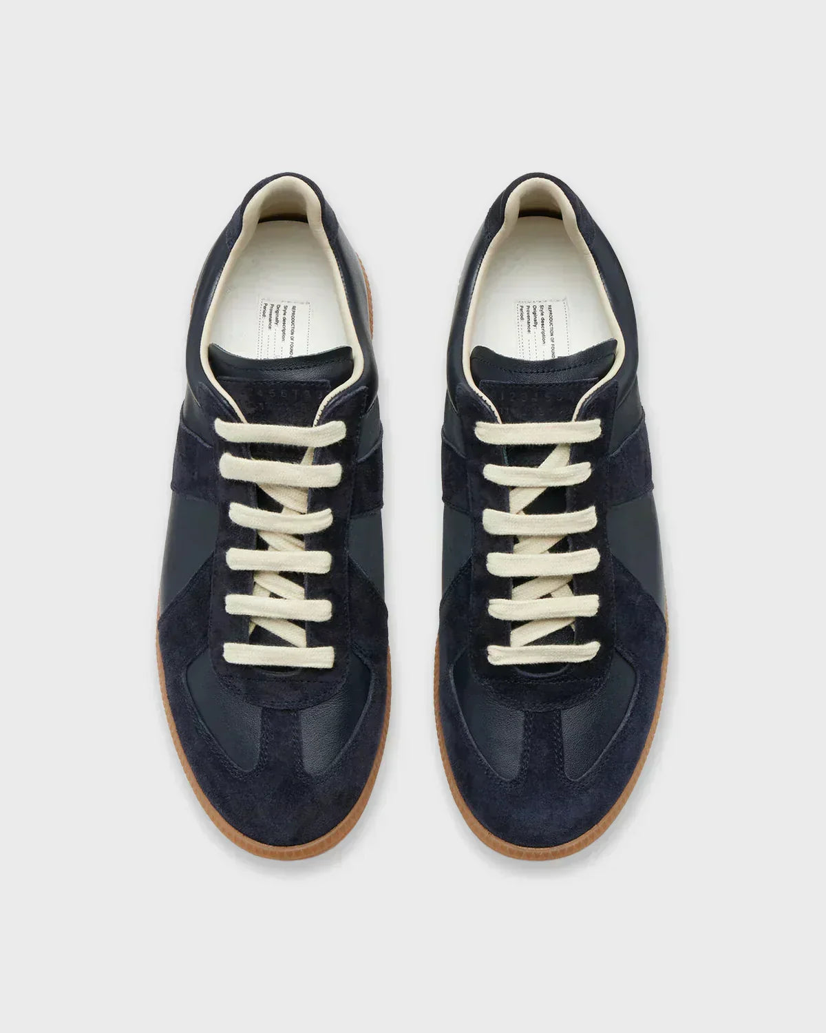 NOVORA SNEAKER V2